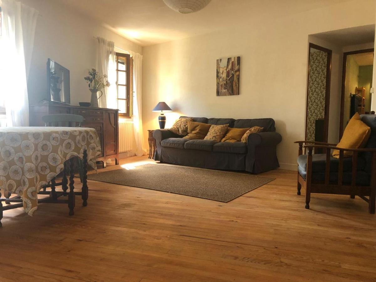 Jasmin 1 Jeanne D Albret Apartment Navarrenx Exterior photo